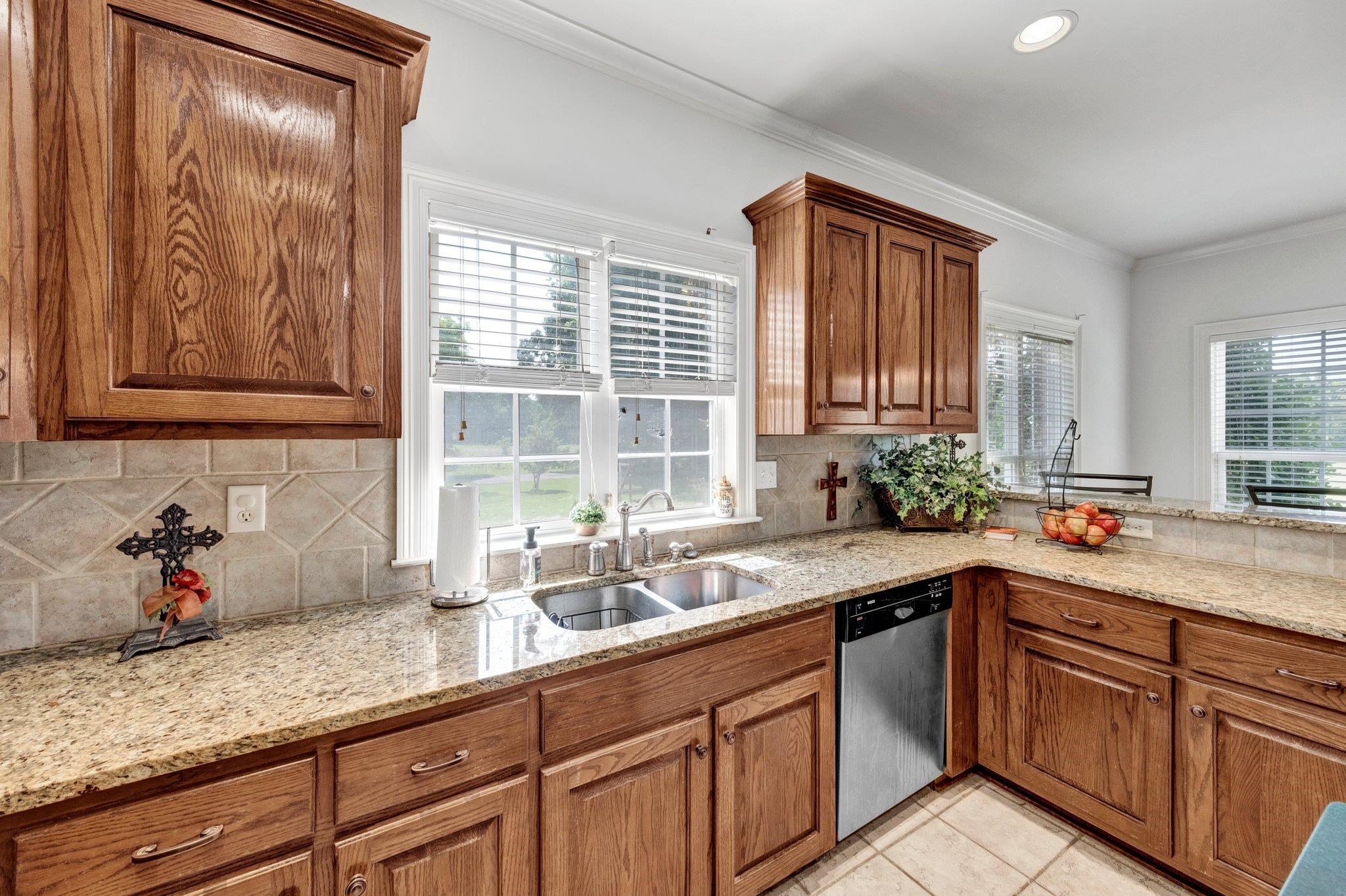 914 BEAVER CREEK RD