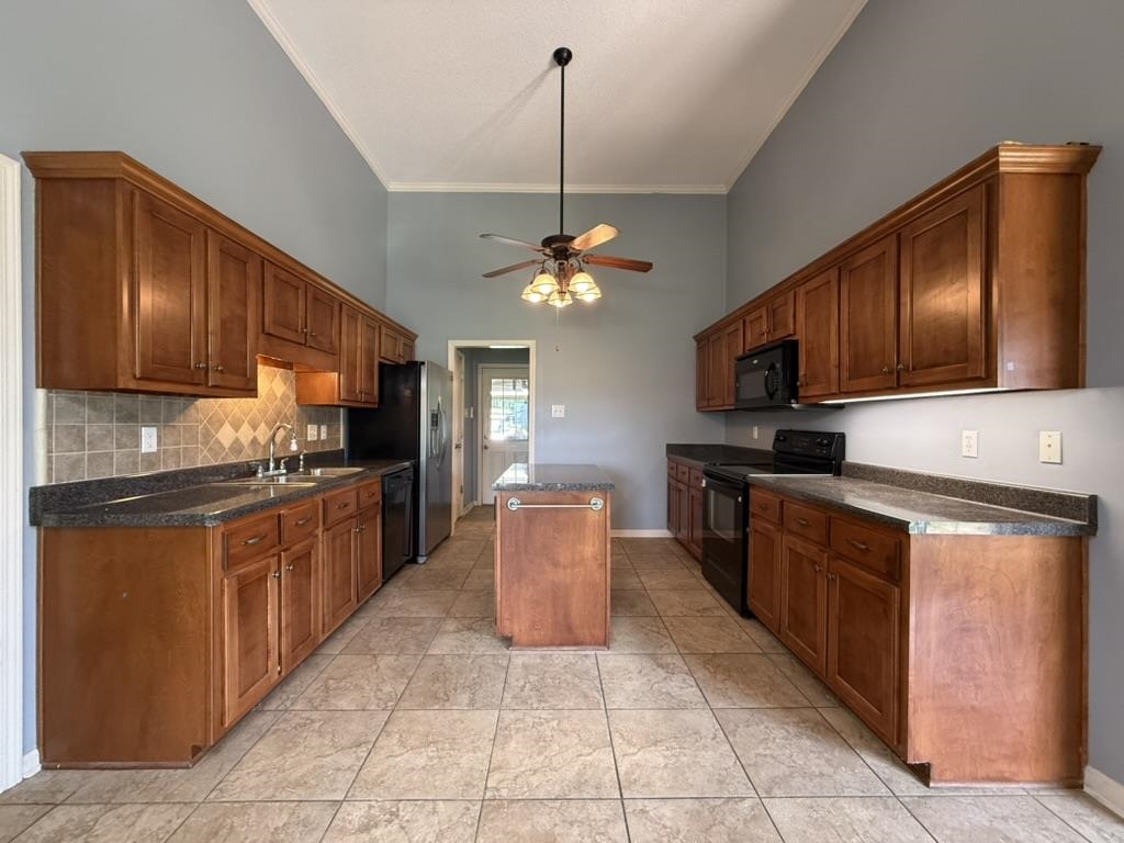 435 TERRY RD