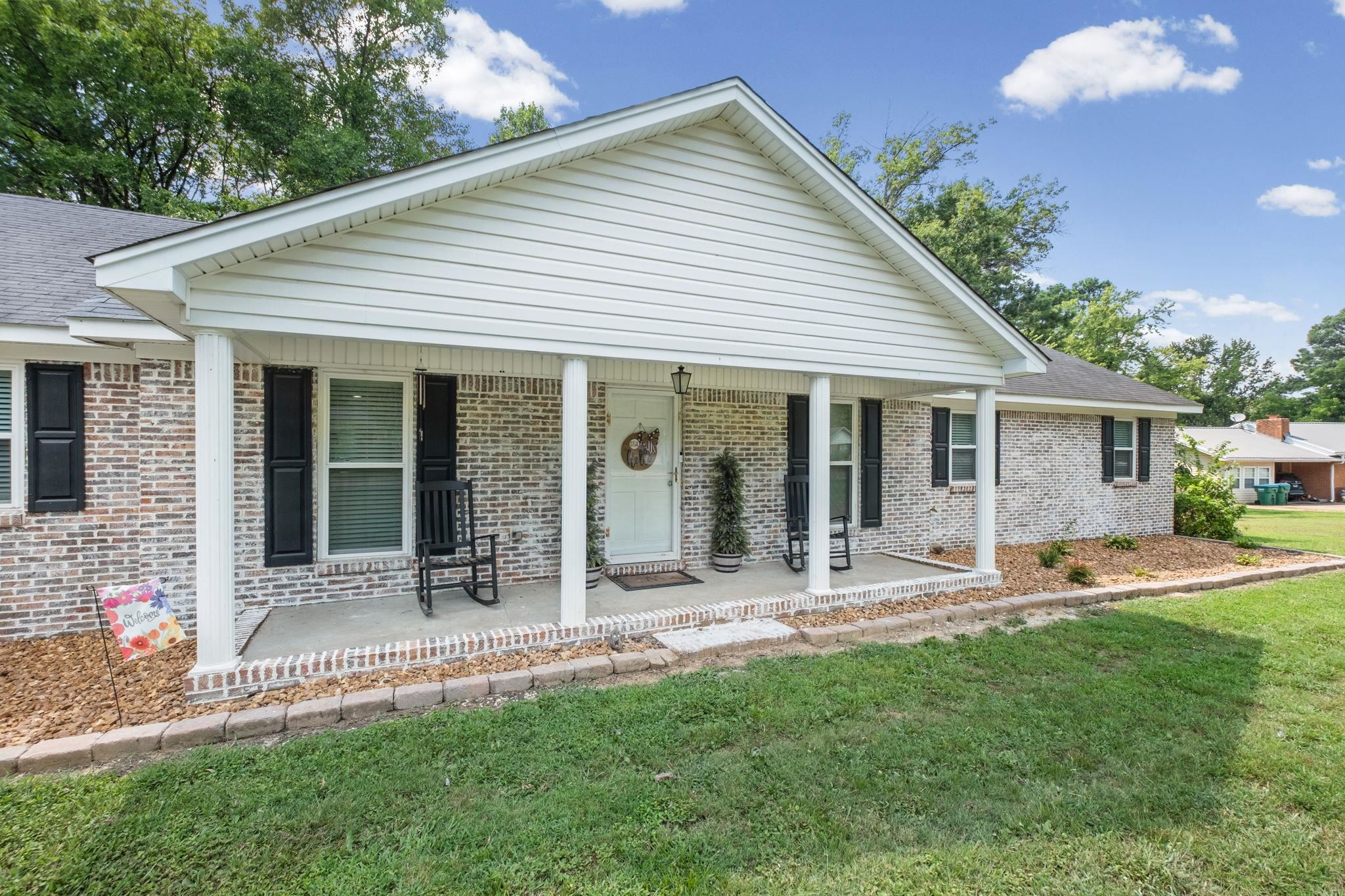 1569 TIPTON RD