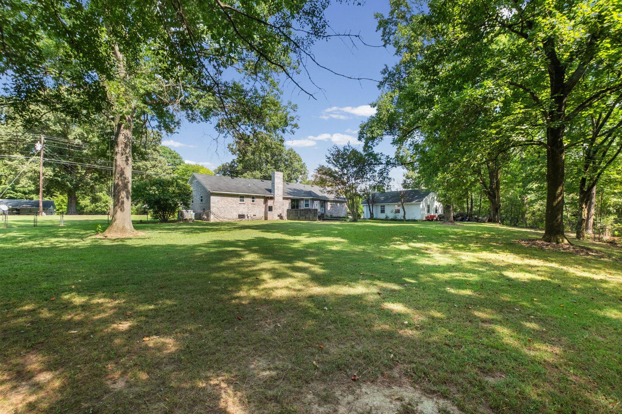 1569 TIPTON RD