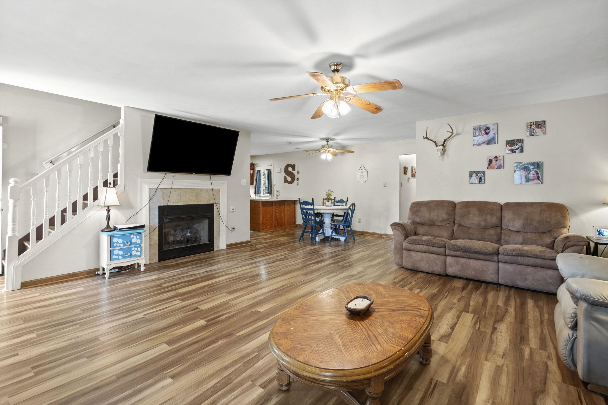 430 P W REED DR