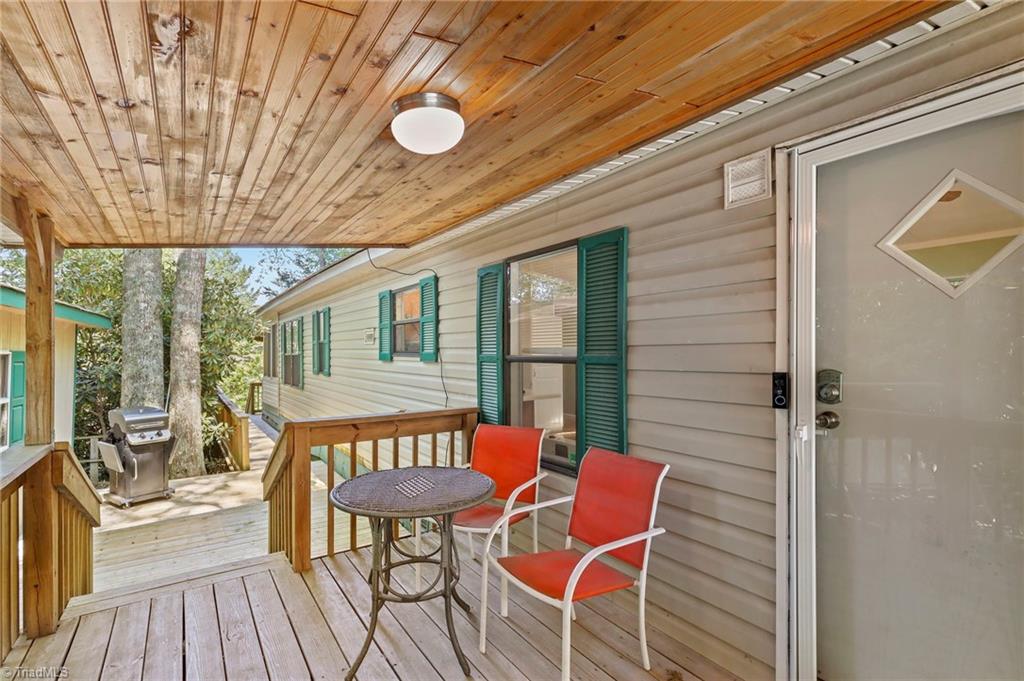 110 Laurelwood Court