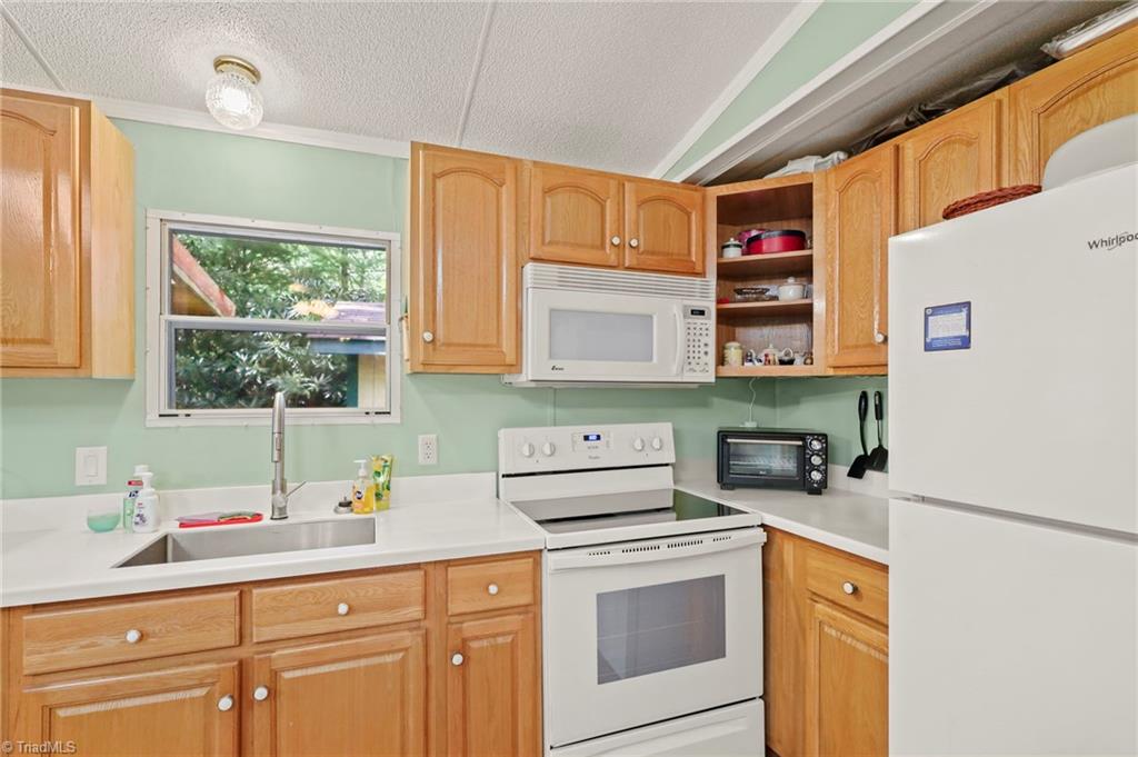 110 Laurelwood Court