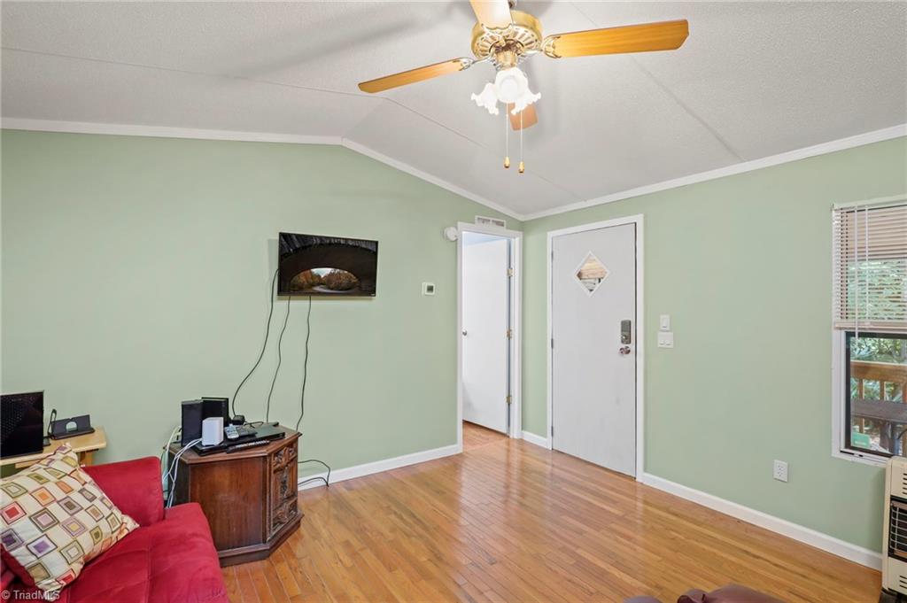 110 Laurelwood Court