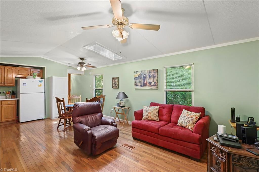 110 Laurelwood Court