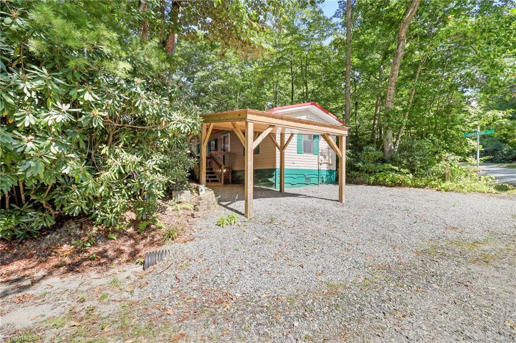 110 Laurelwood Court