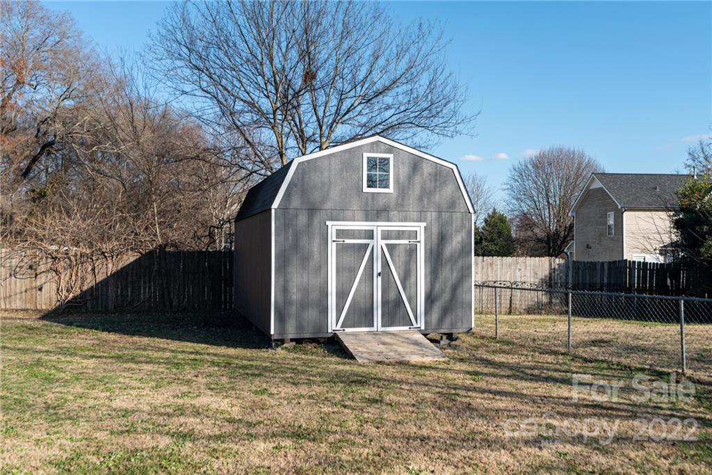 4595 SW Lands End Court