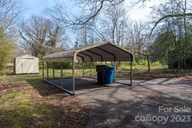 1218 4th Street Lane NE