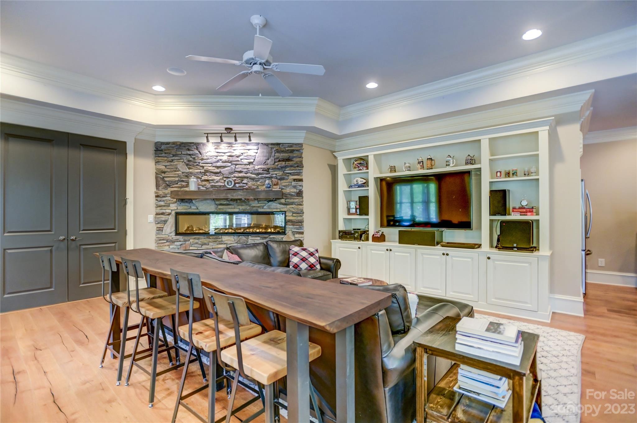 13804 Tributary Court