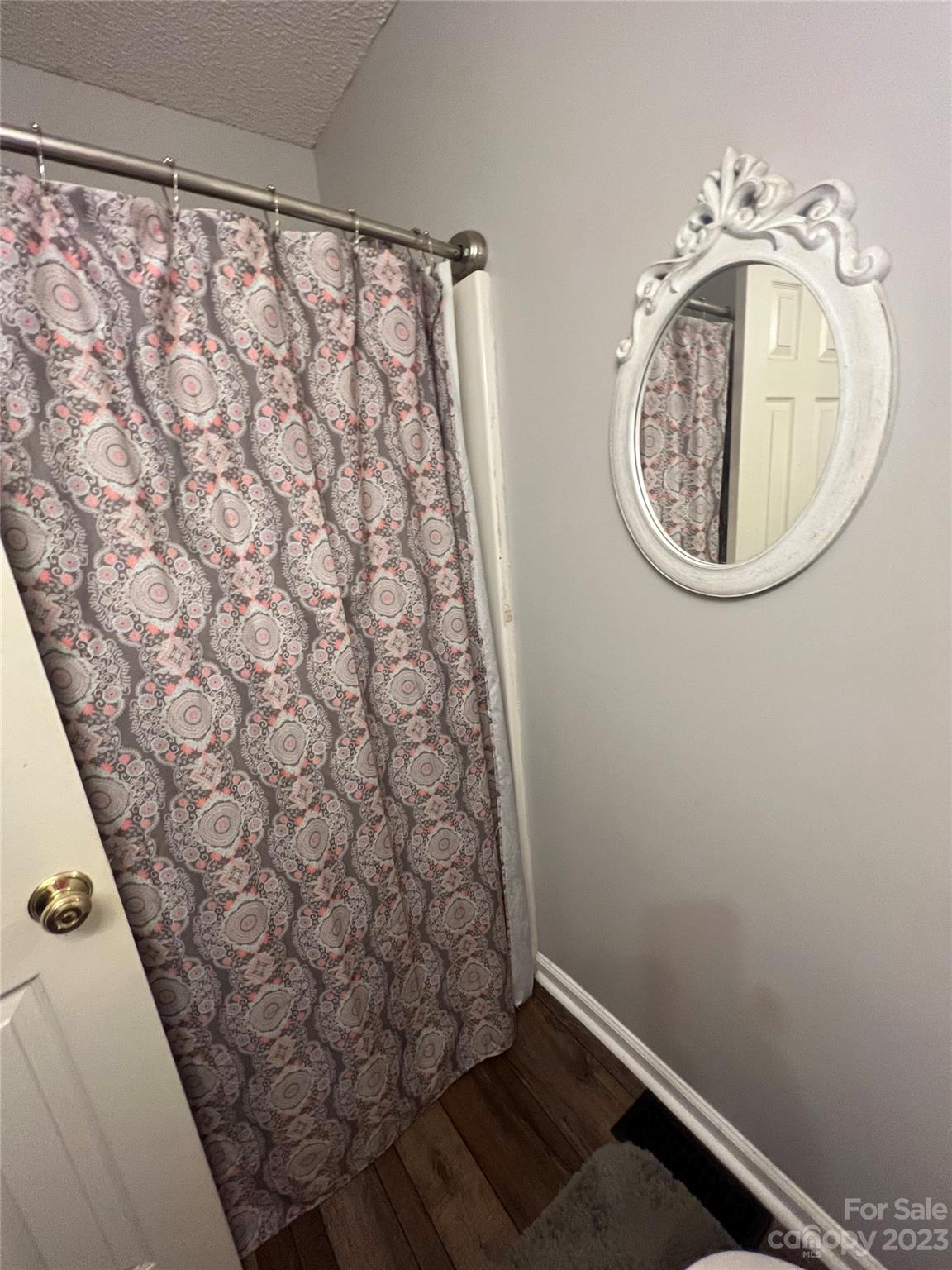 2046 Summerfield Circle