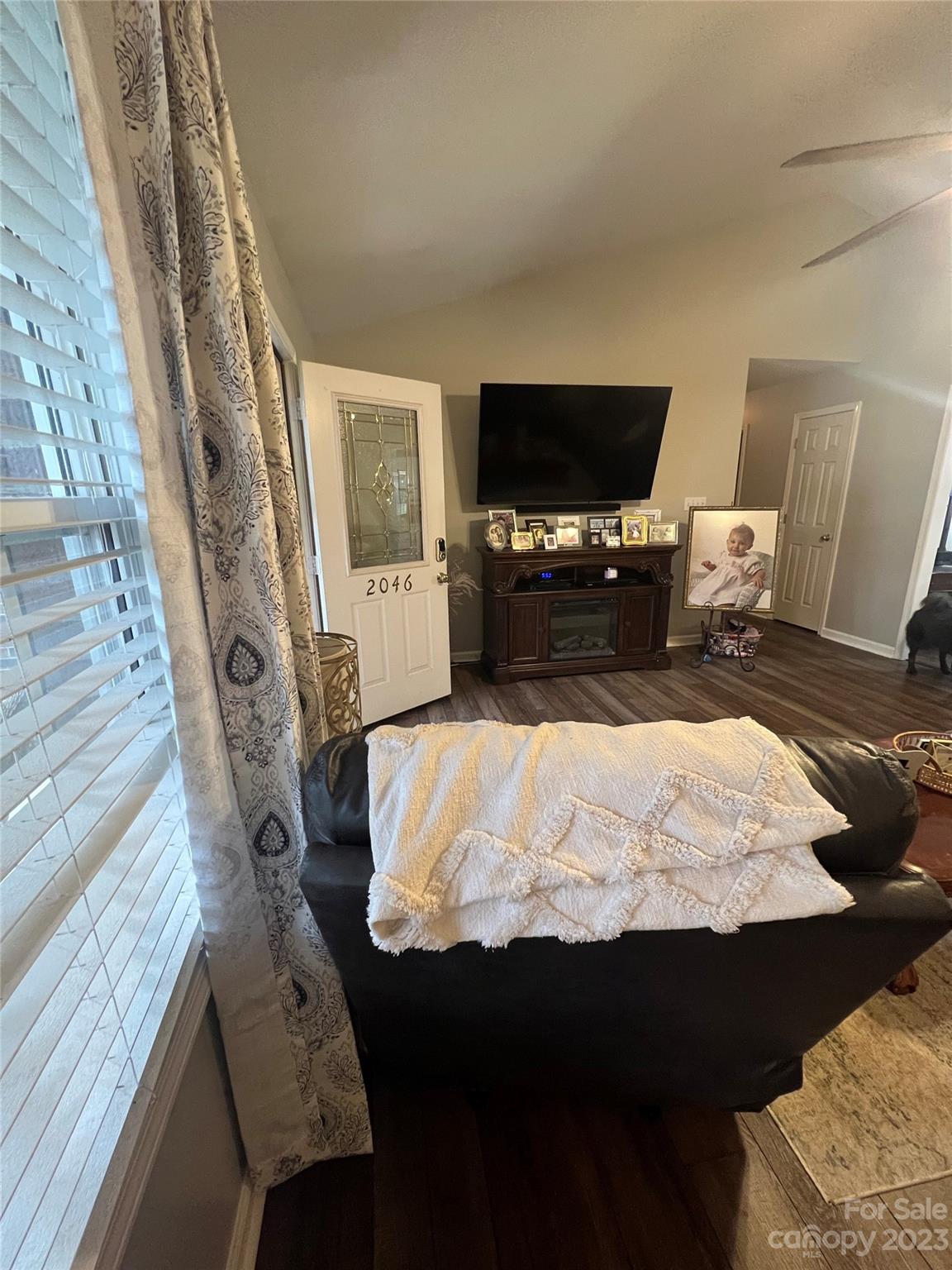 2046 Summerfield Circle