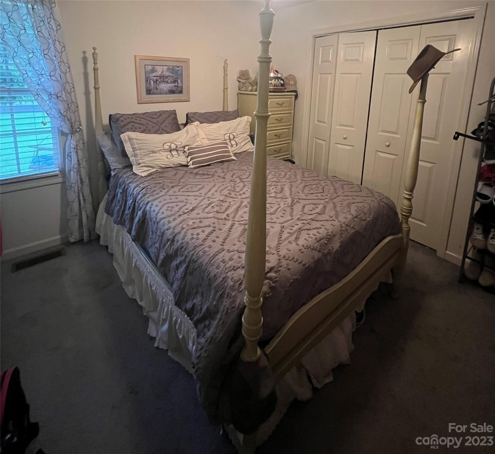 2046 Summerfield Circle