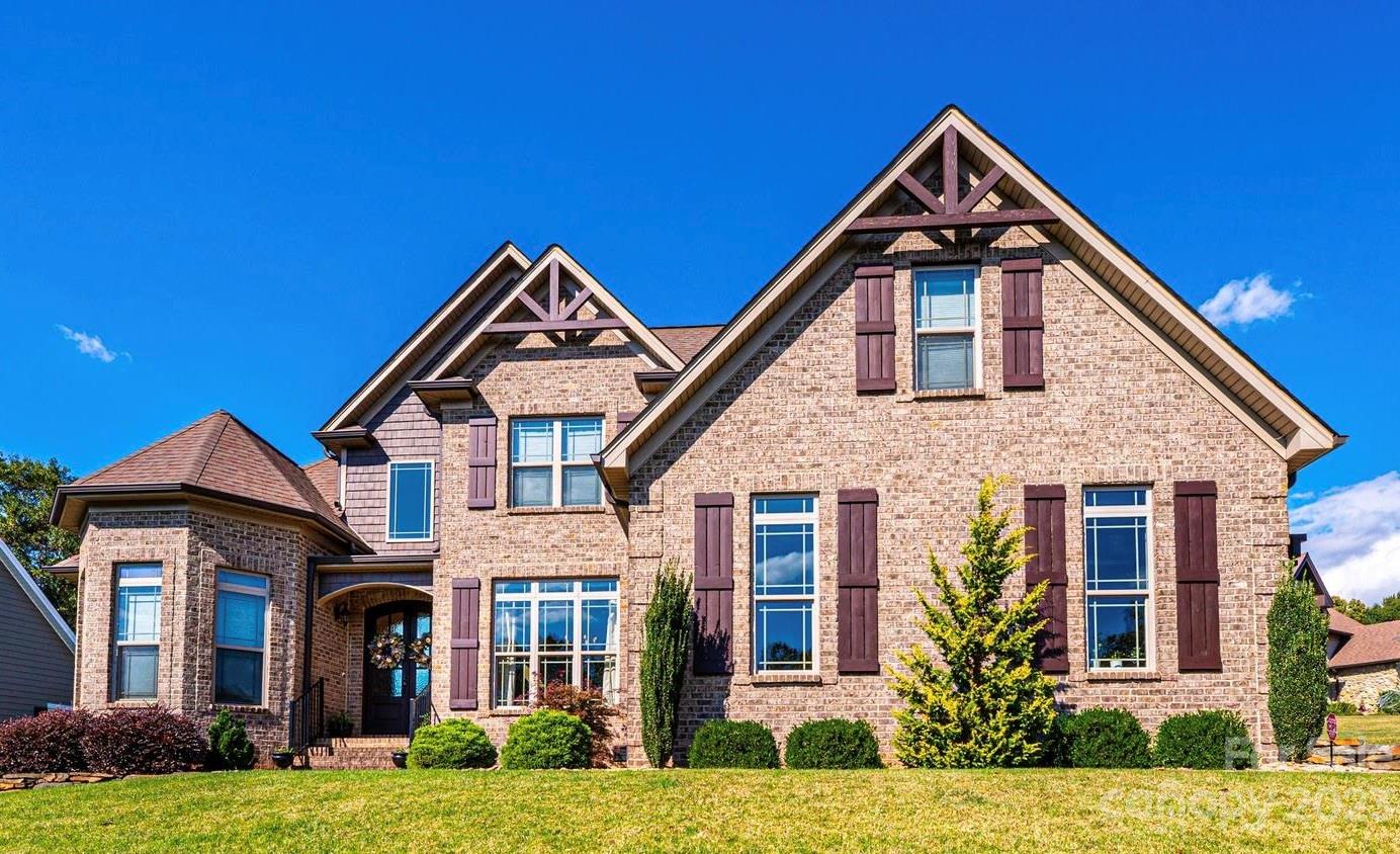 1005 10th Avenue Drive NW