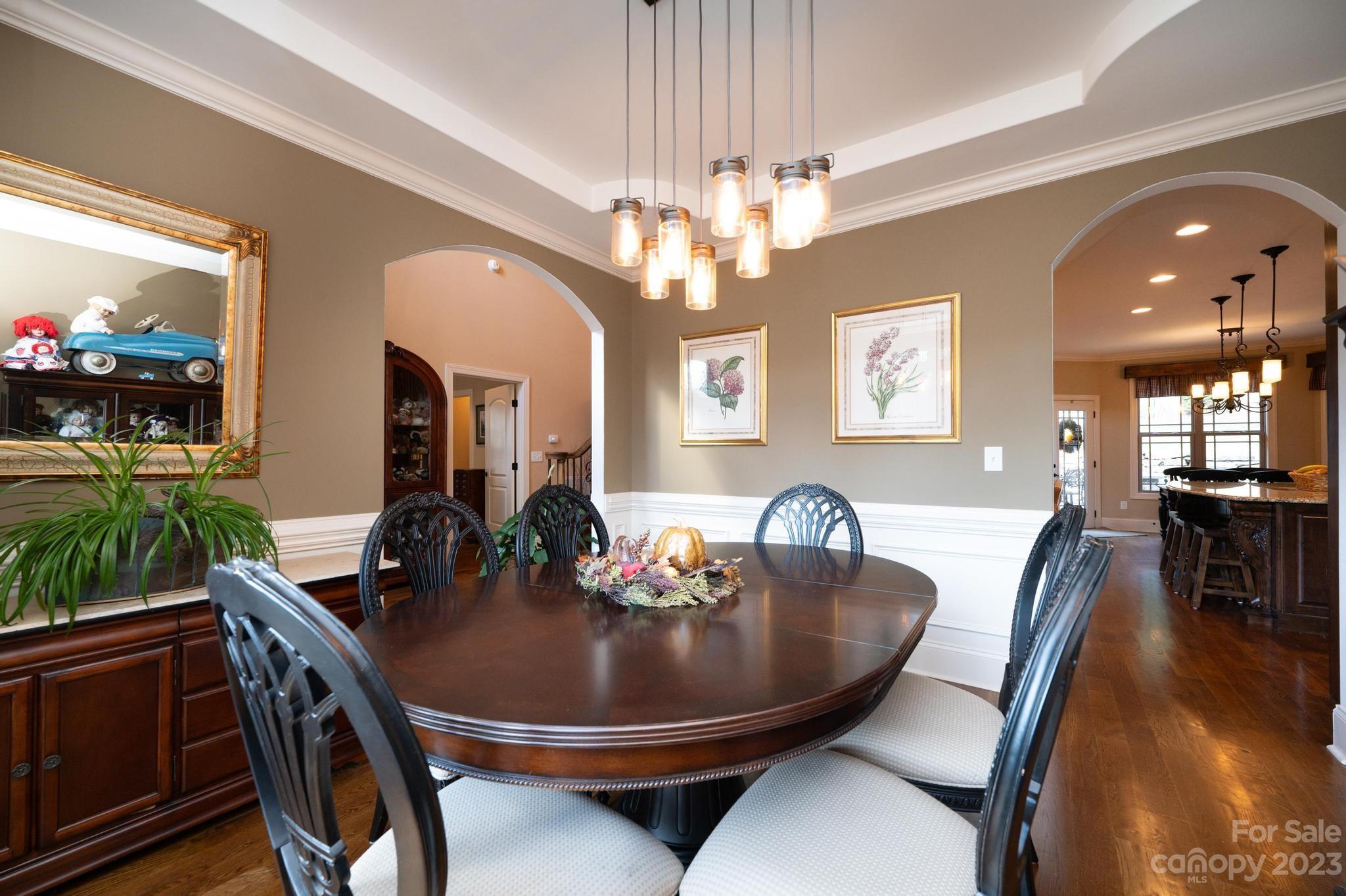 1005 10th Avenue Drive NW