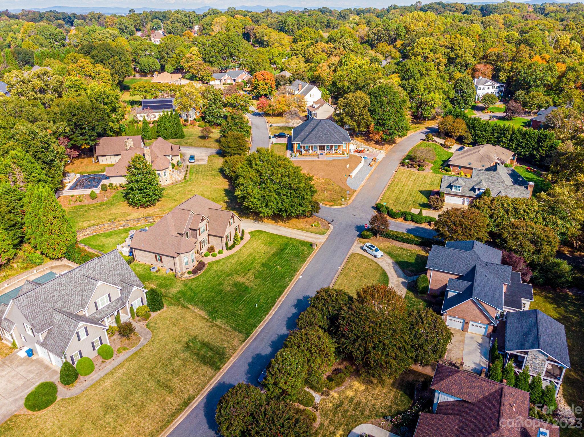 1005 10th Avenue Drive NW