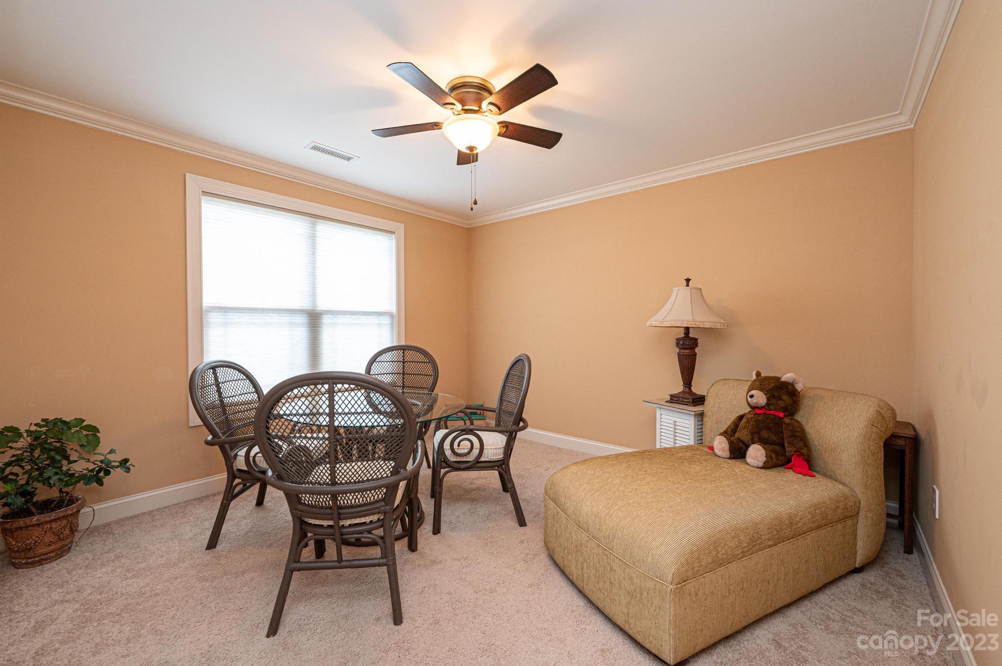 1005 10th Avenue Drive NW