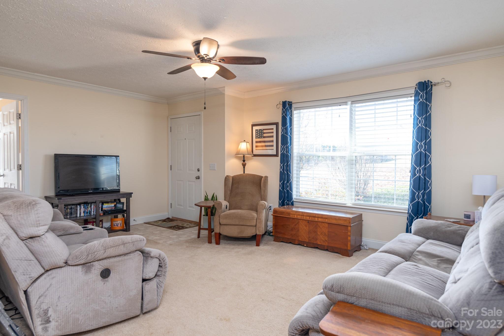 33 Charlie Mitchell Lane