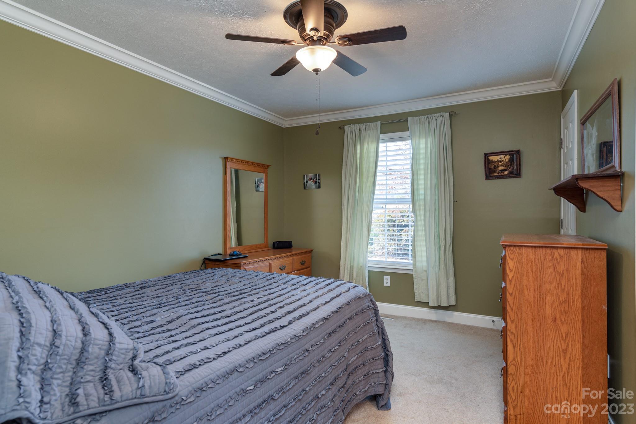 33 Charlie Mitchell Lane