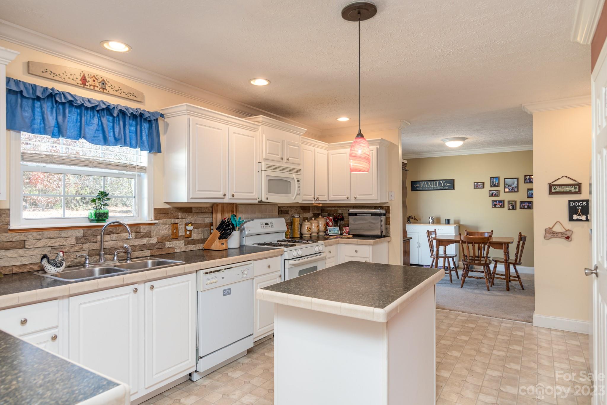 33 Charlie Mitchell Lane