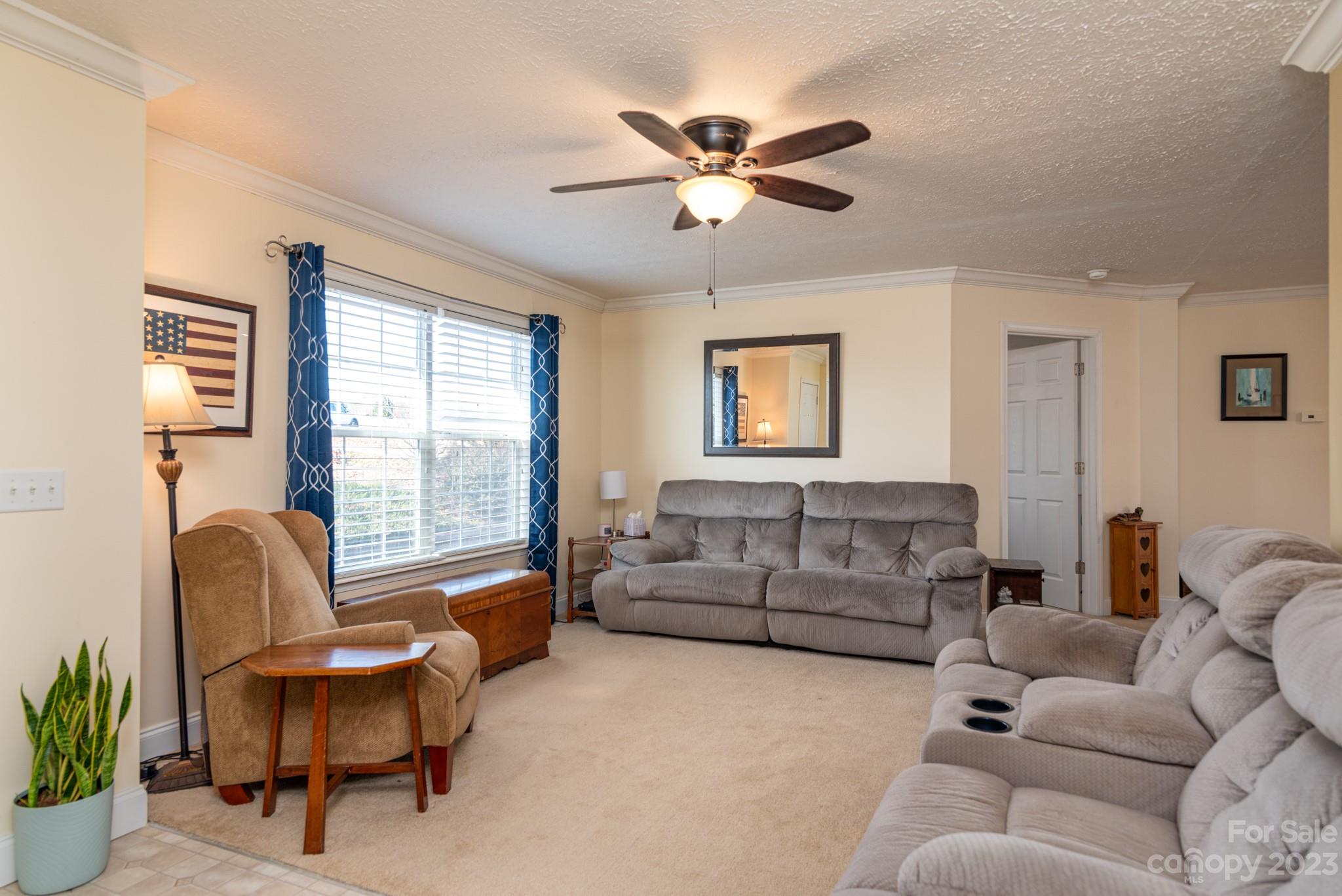 33 Charlie Mitchell Lane