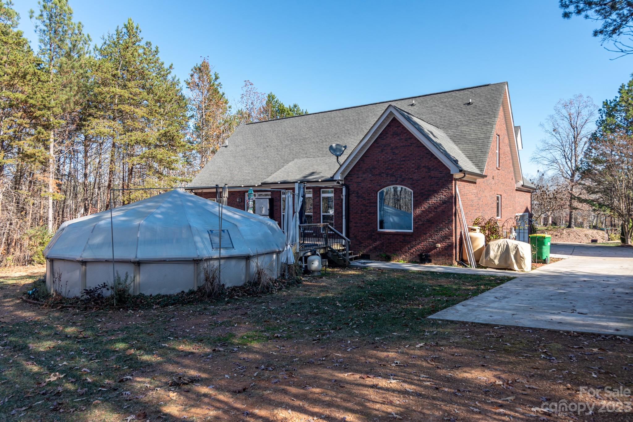 2435 Stoney Run Drive