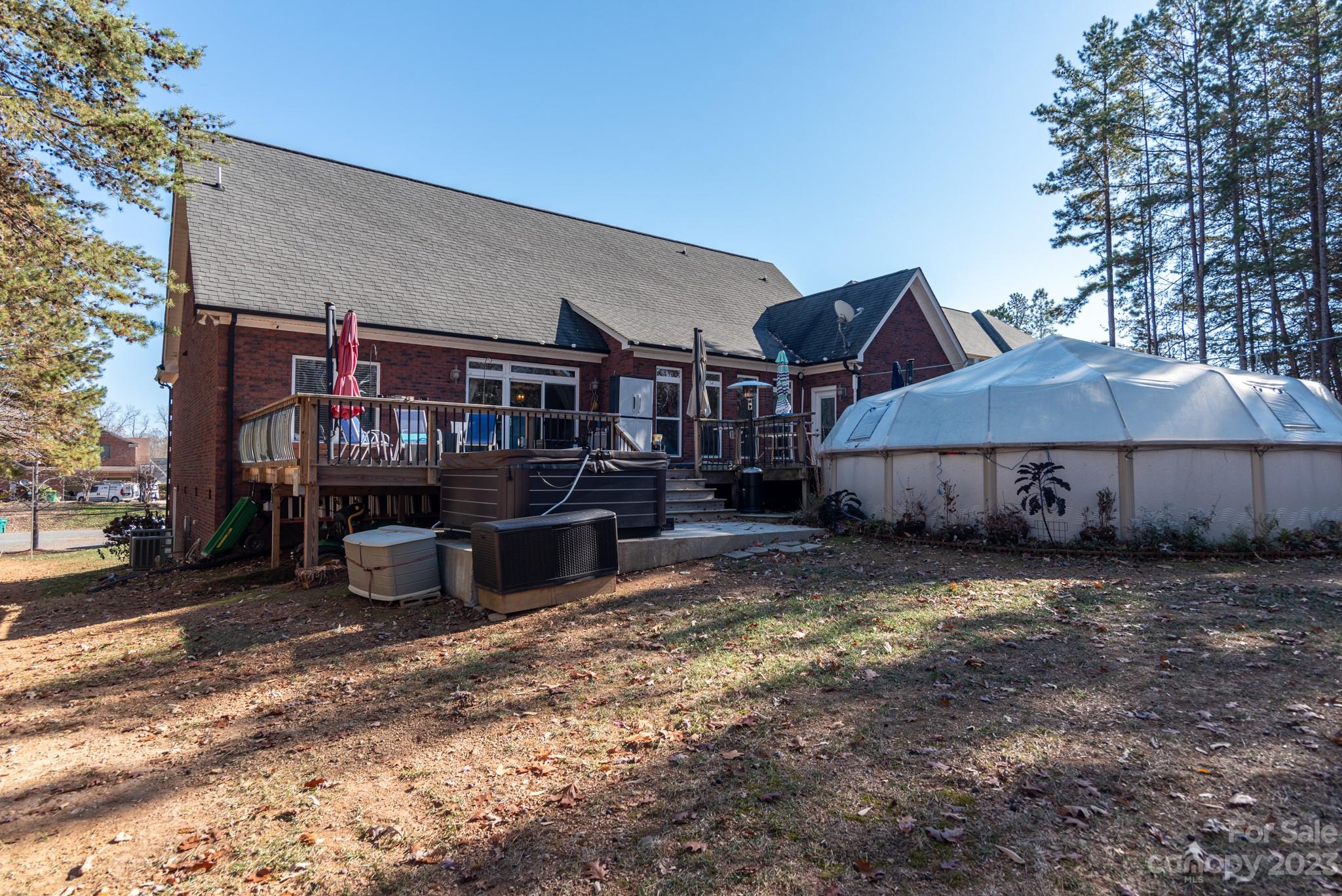 2435 Stoney Run Drive