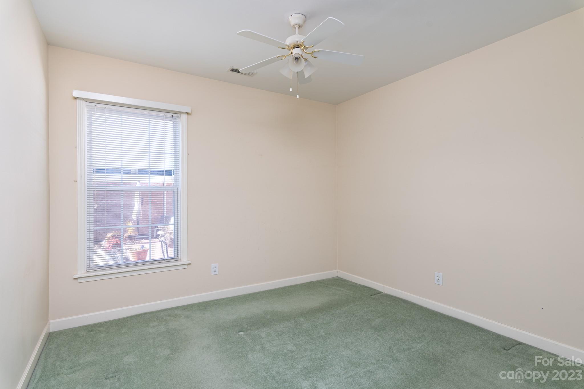 3131 9th Street Drive NE Unit: 14