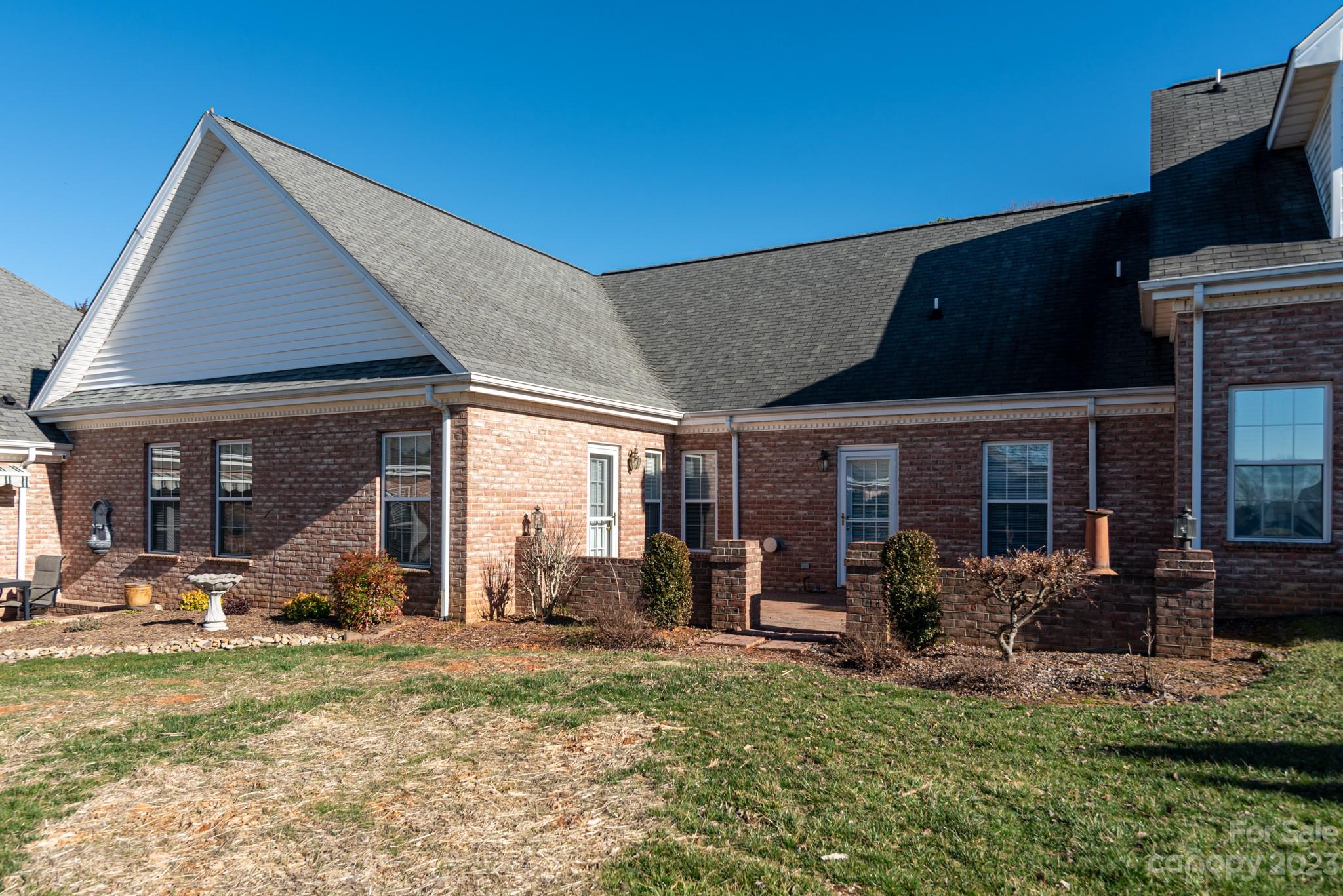 3131 9th Street Drive NE Unit: 14