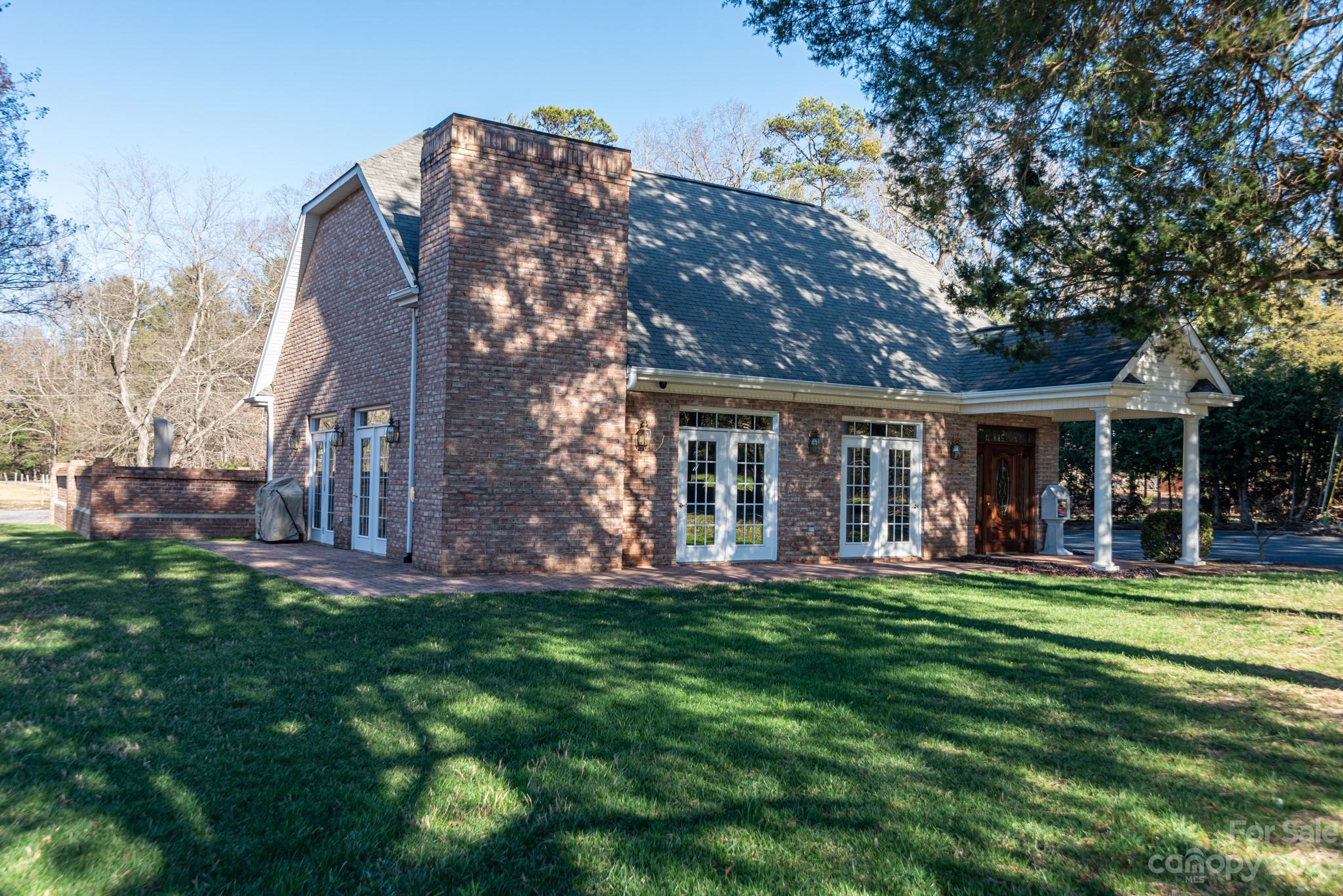 3131 9th Street Drive NE Unit: 14