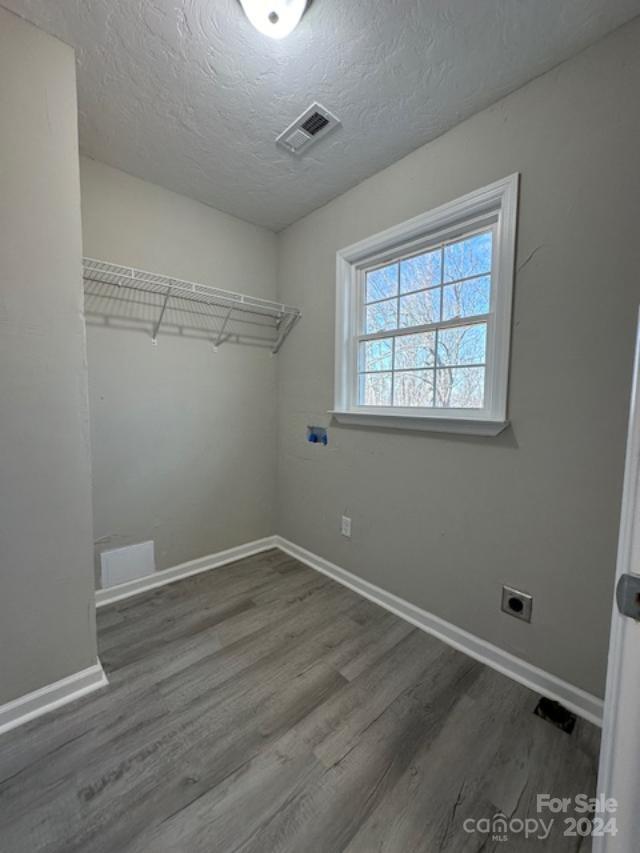 3949 Burke Boulevard