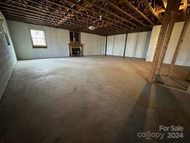 3949 Burke Boulevard