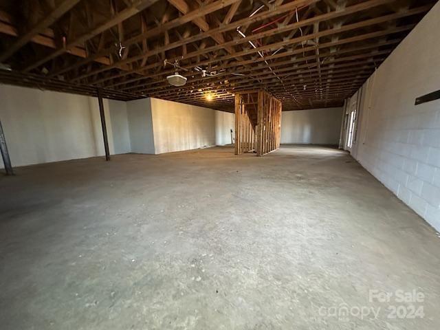 3949 Burke Boulevard