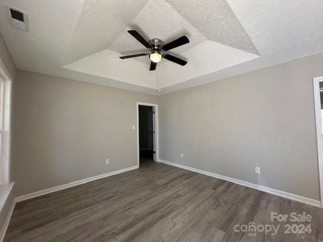 3949 Burke Boulevard