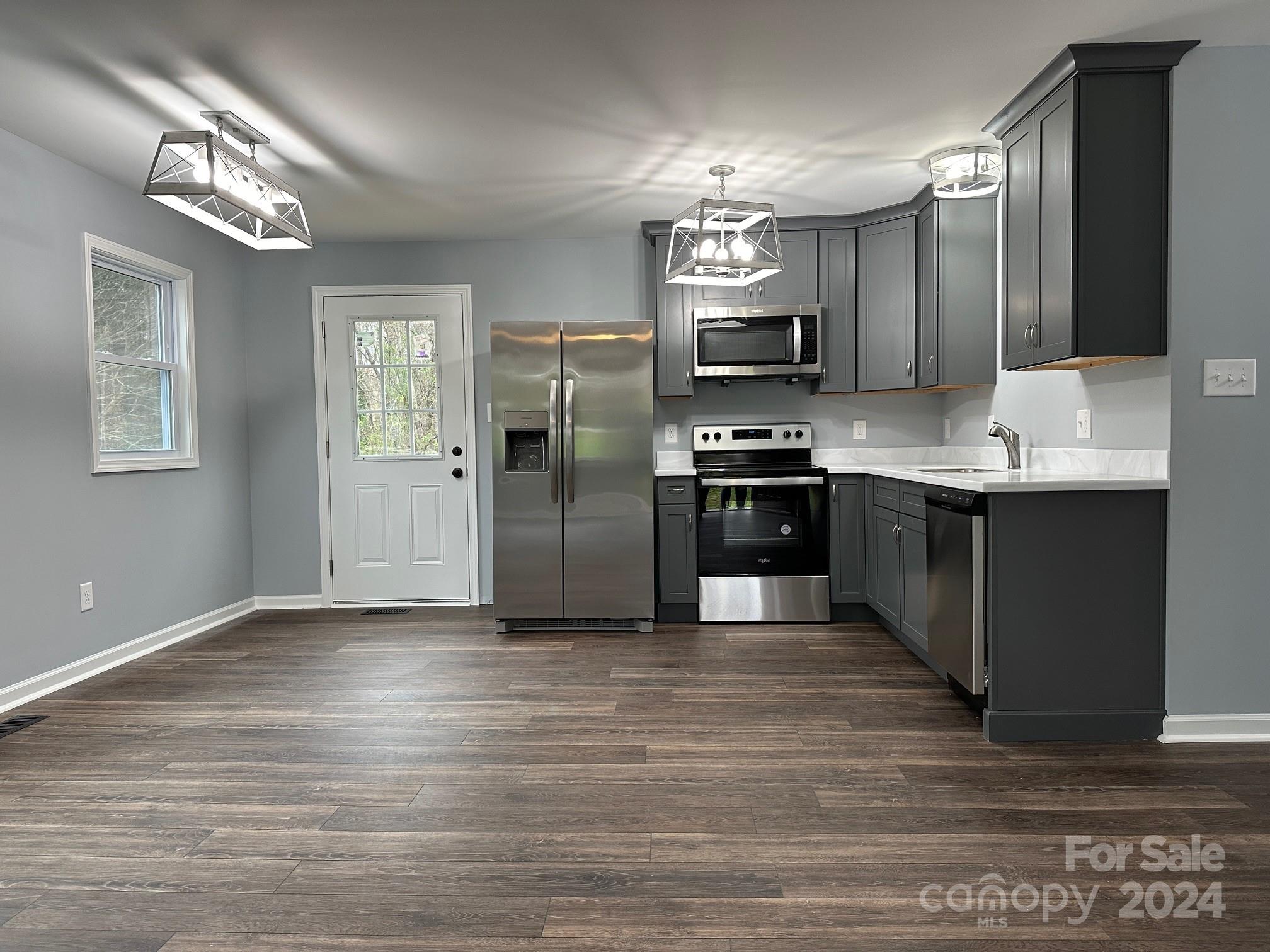 1905 Prestige Heights Drive