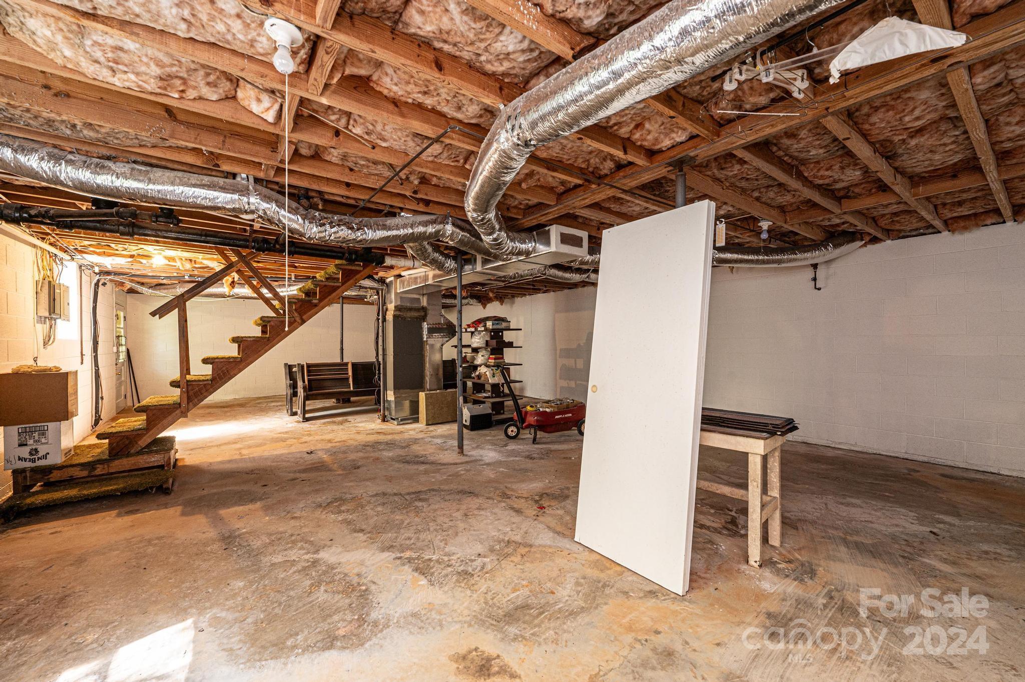 5007 Poplar View Lane