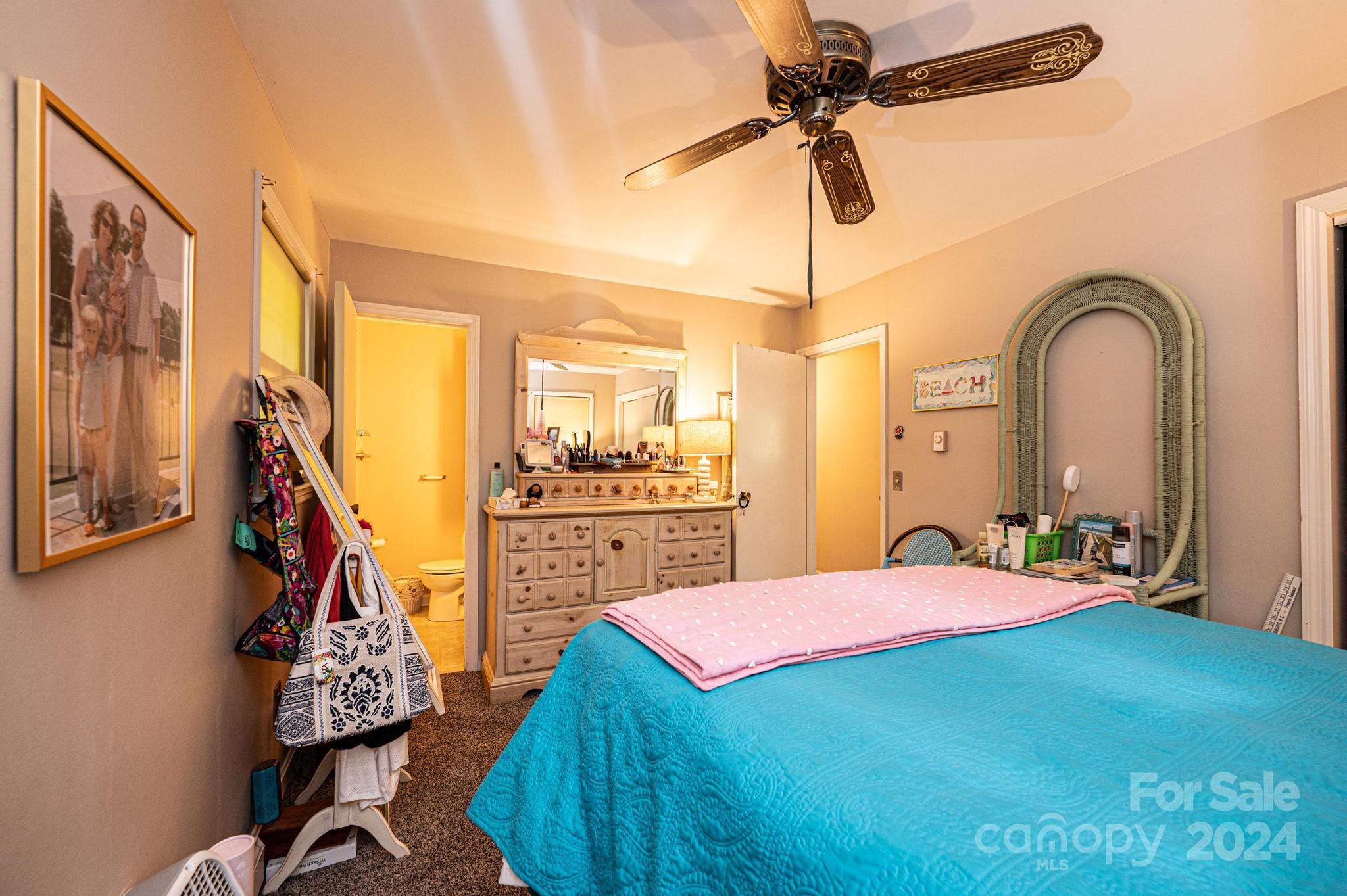 5007 Poplar View Lane