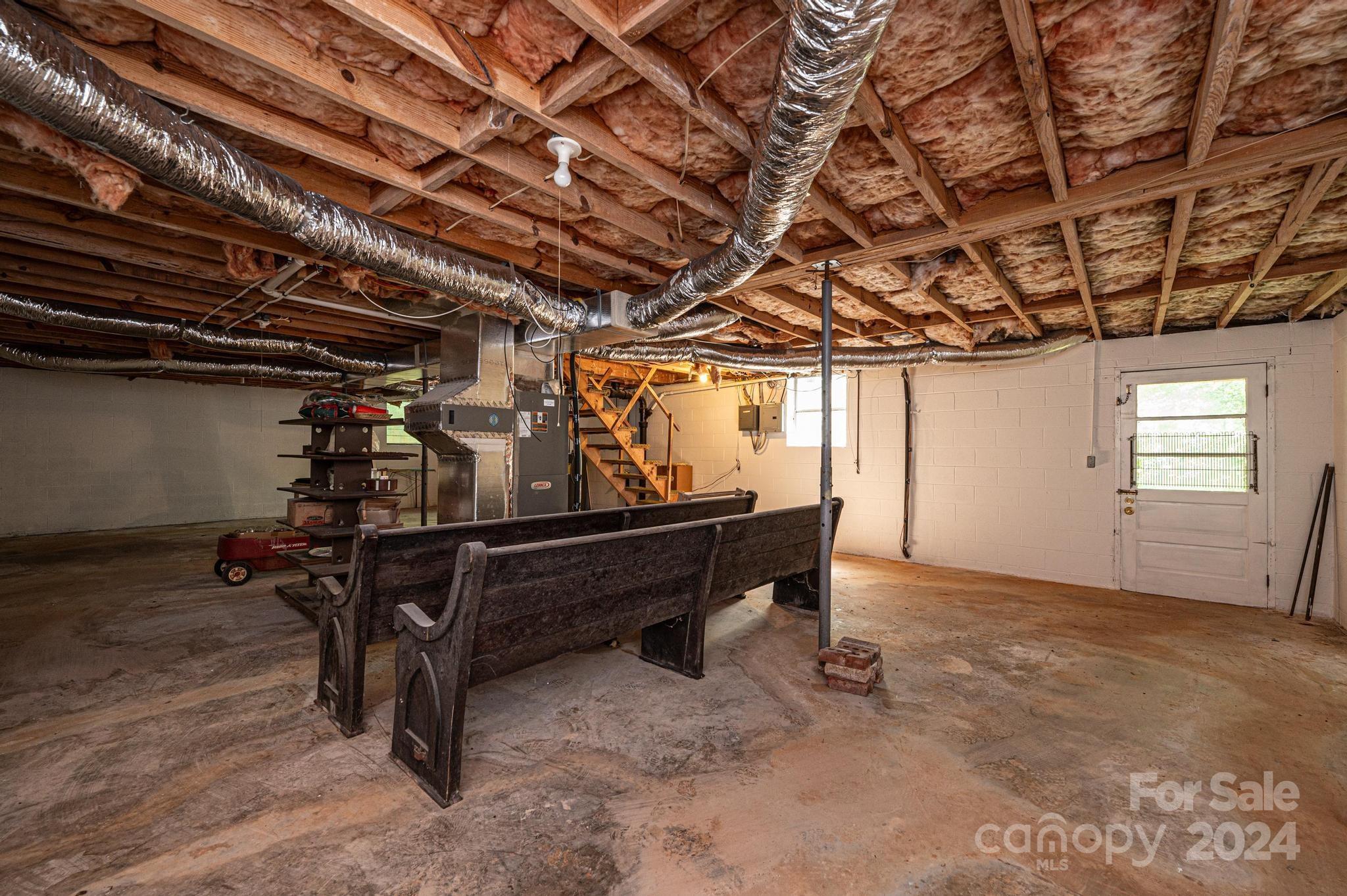 5007 Poplar View Lane