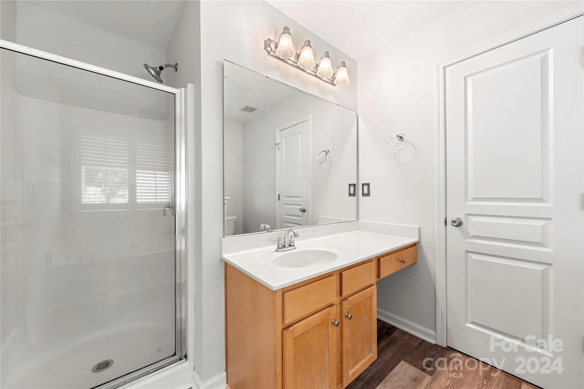 15533 Crossing Gate Drive