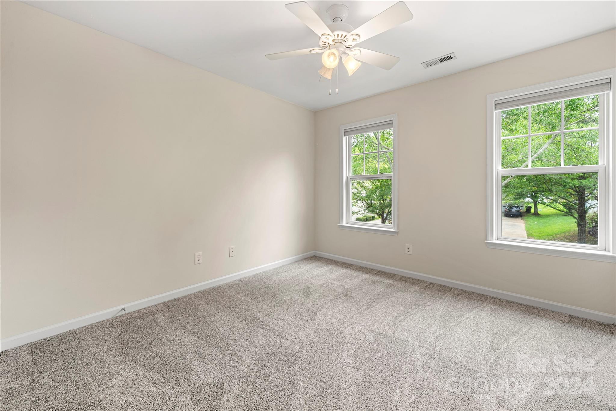 15533 Crossing Gate Drive