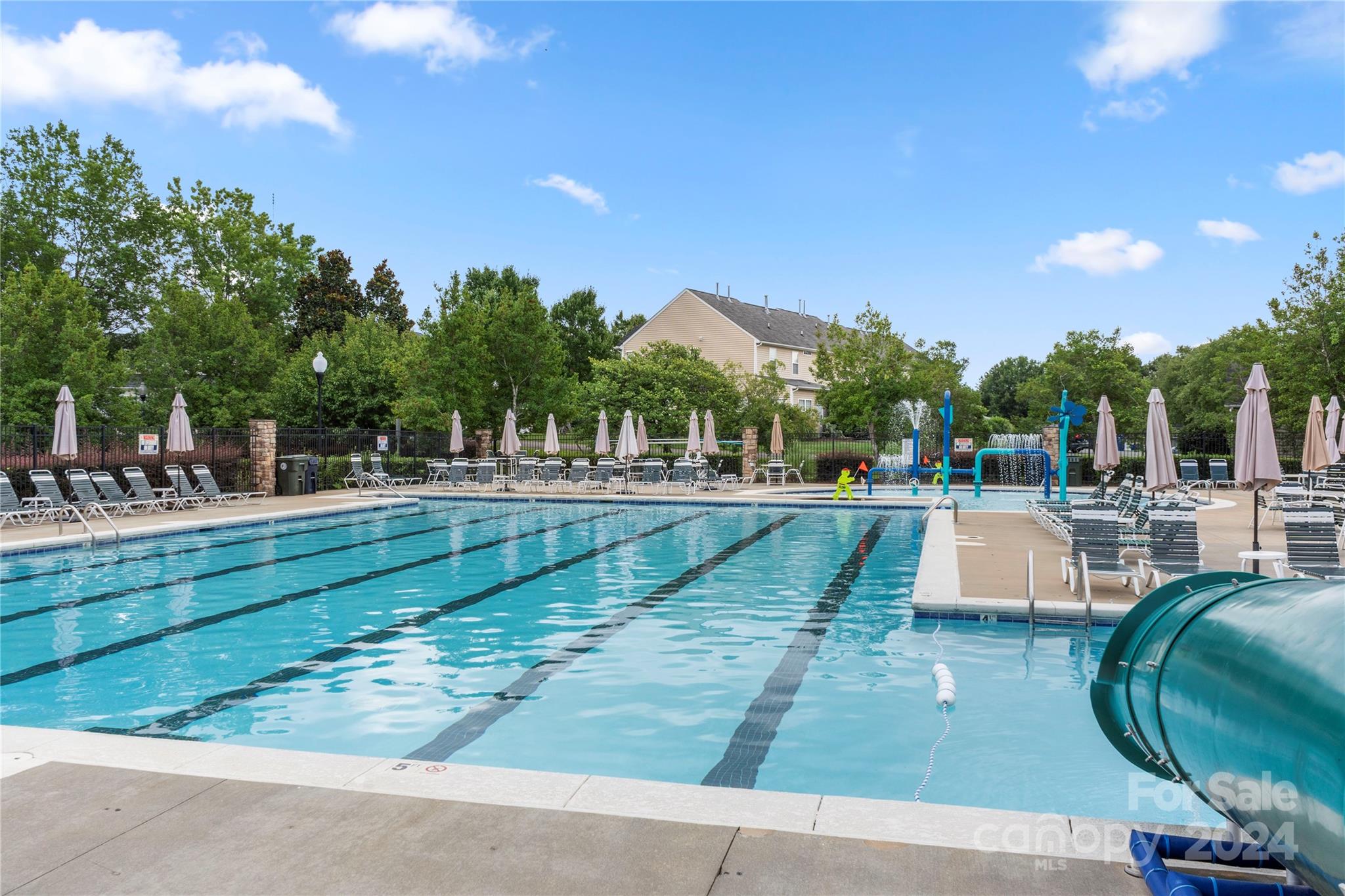 15533 Crossing Gate Drive