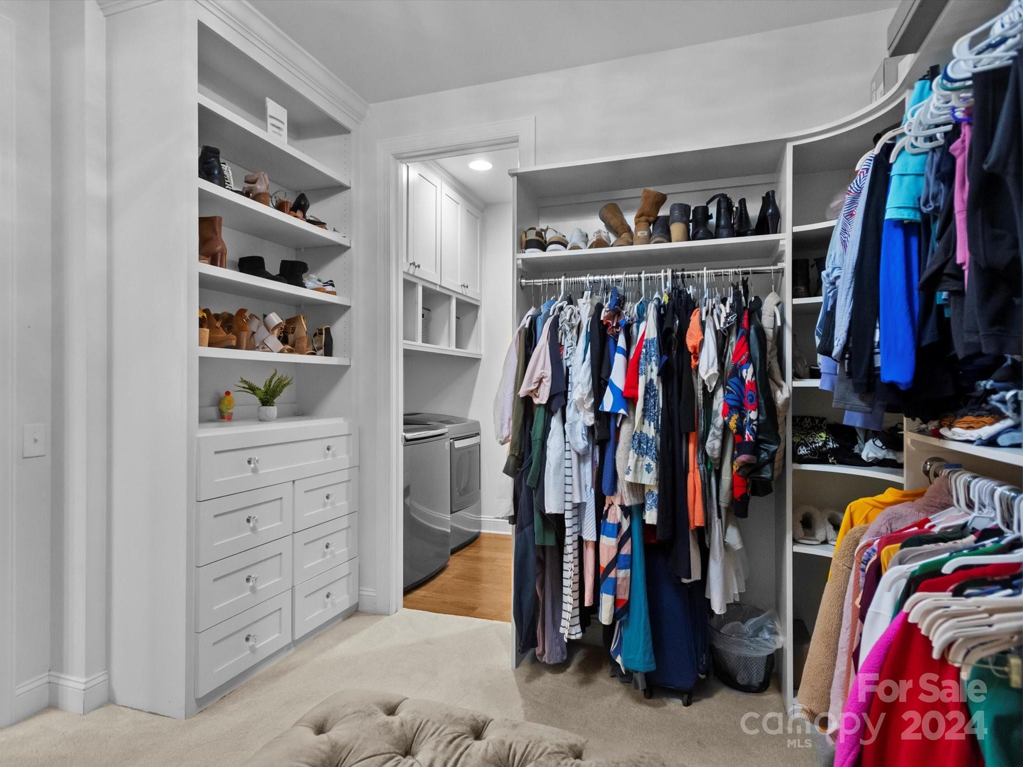 2437 Summers Glen Drive NW