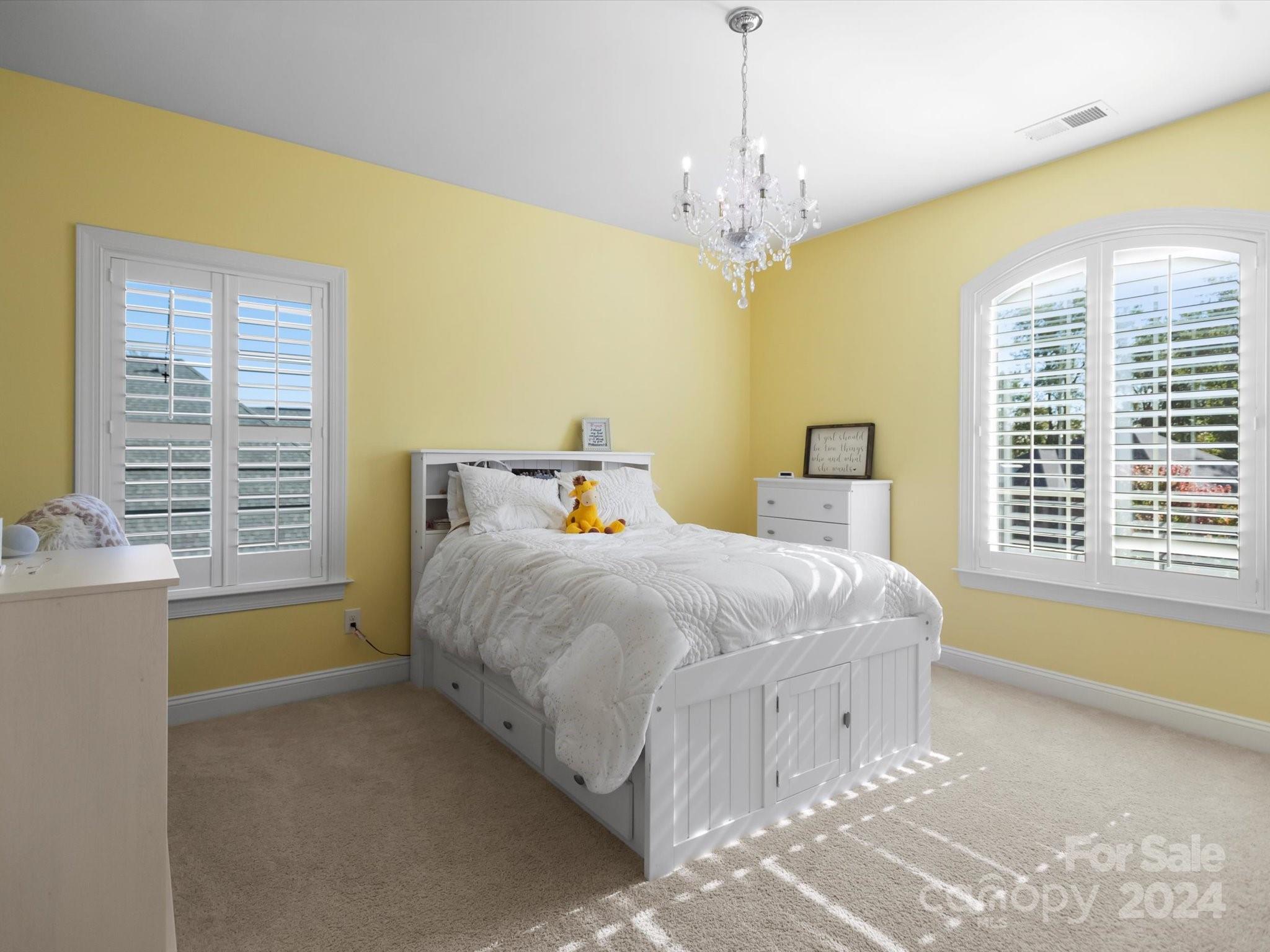 2437 Summers Glen Drive NW