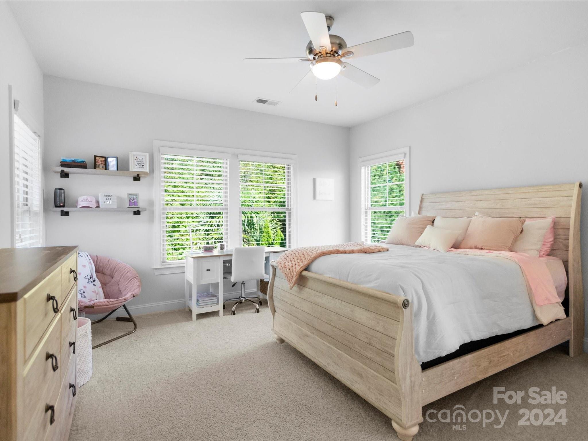 2437 Summers Glen Drive NW