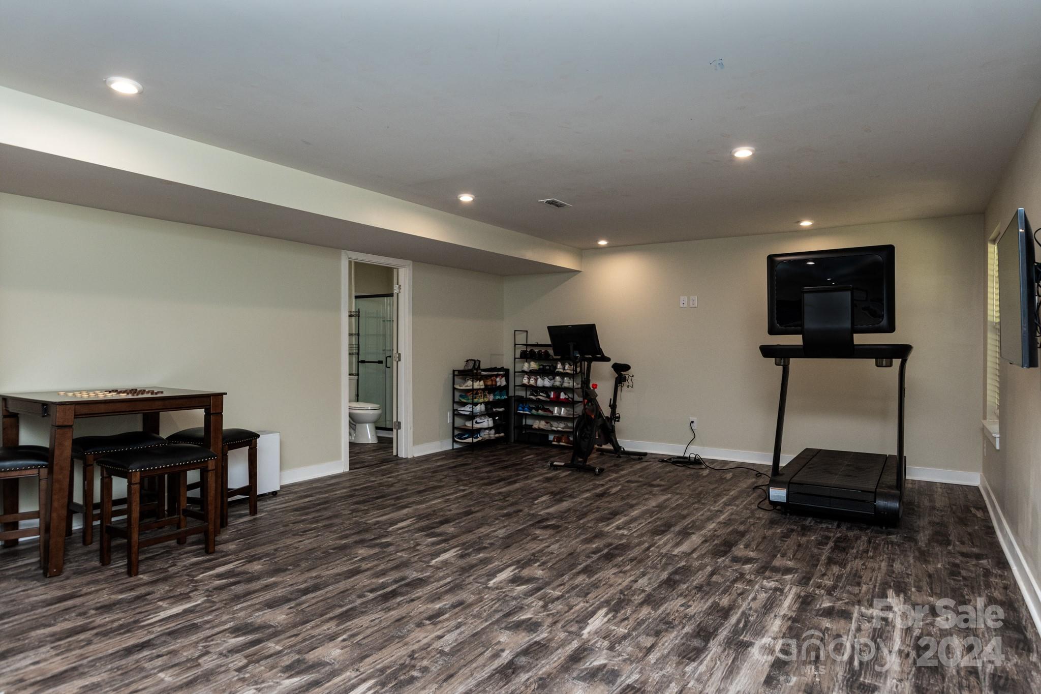 14306 Sunnyhill Grove Road