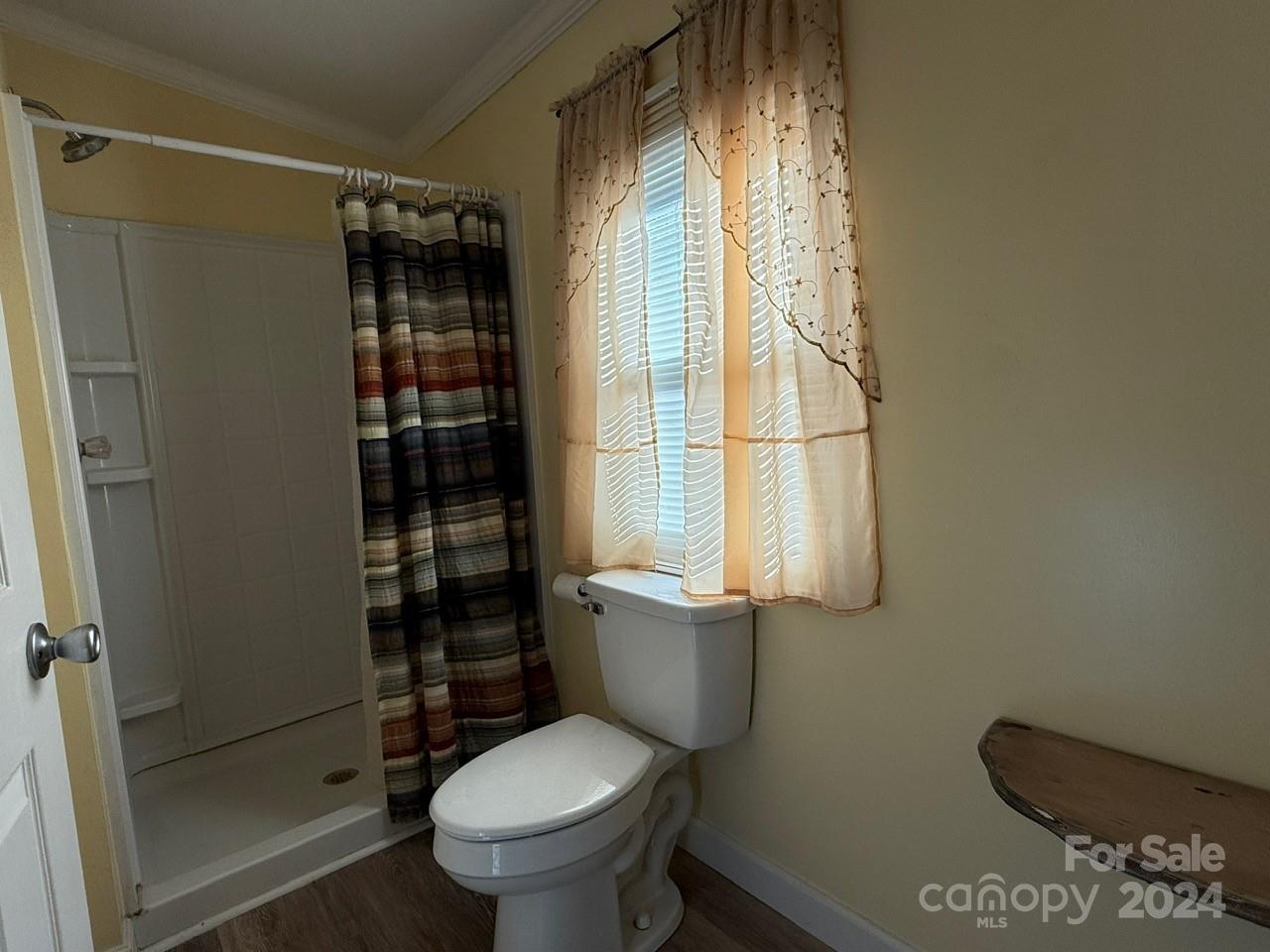 3222 Ole Country Lane