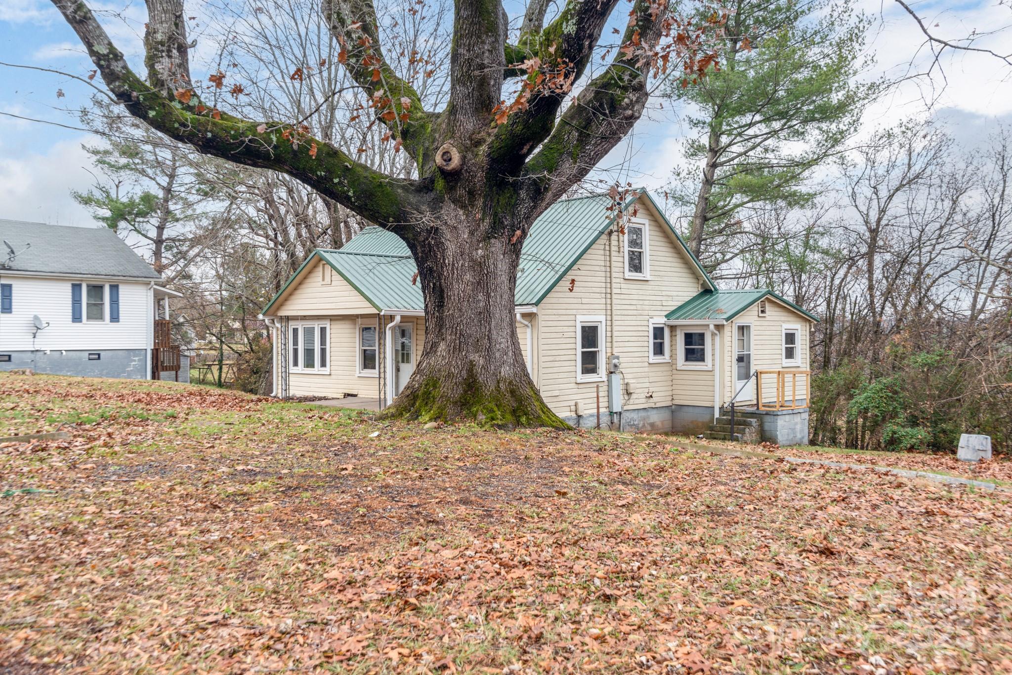 1781 33rd Street Drive SW