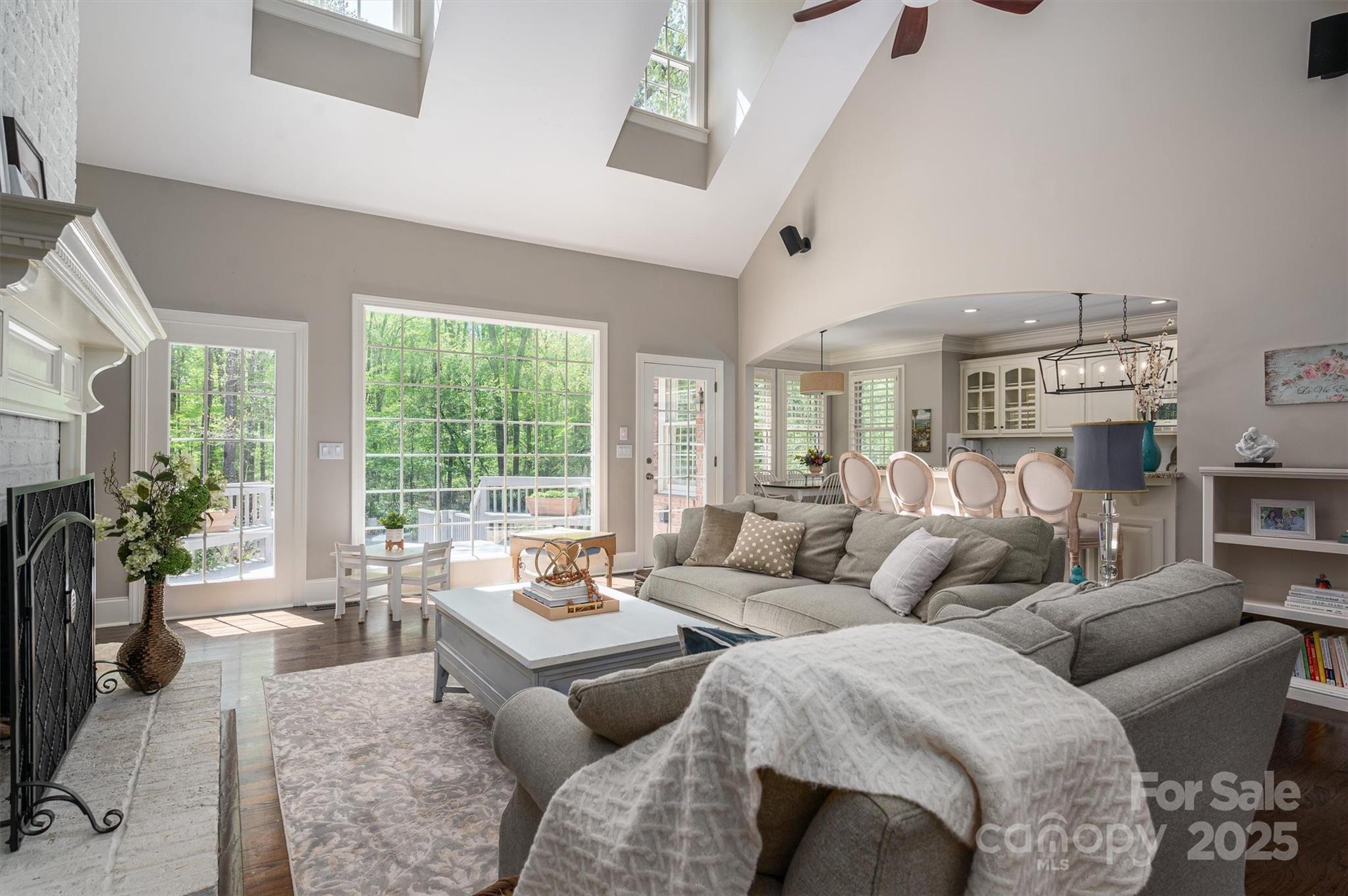 13822 Tributary Court