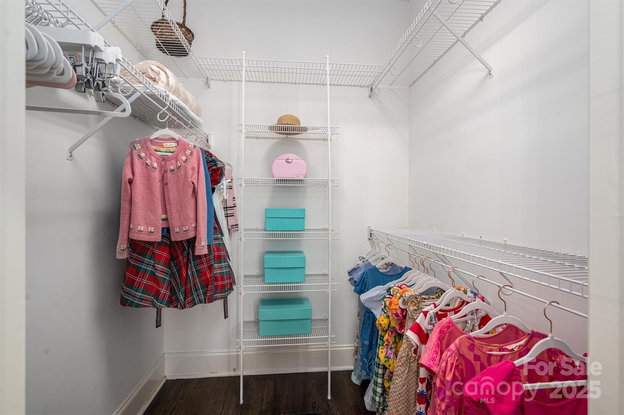 13822 Tributary Court