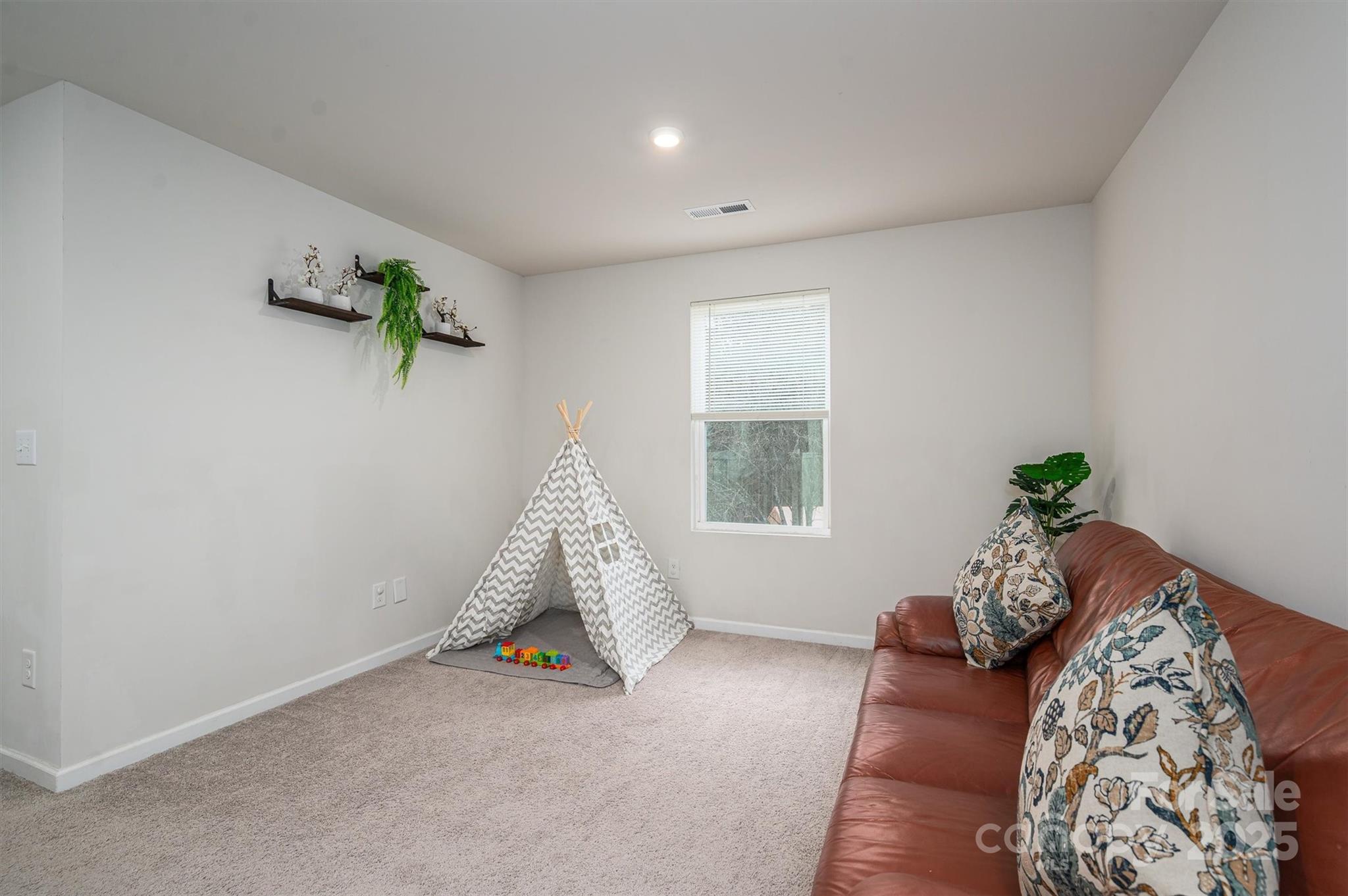 1587 Berkshire Drive