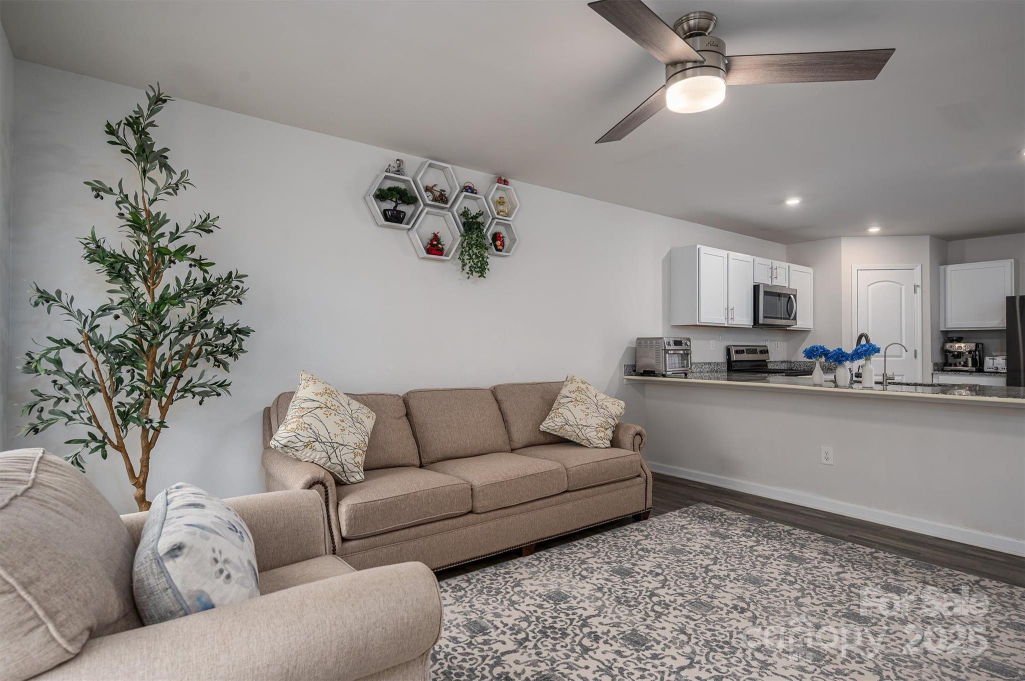 1587 Berkshire Drive